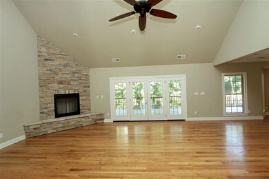 319 Lakeshore Cir, Georgetown, KY 40324 - photo 3