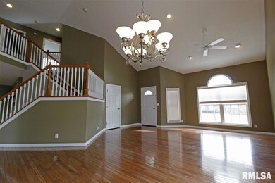 4815 N Weaverridge Blvd, Peoria, IL 61615 - photo 4