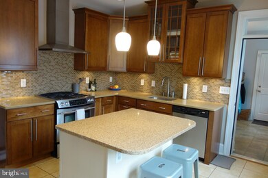 643 S Linwood Ave, Baltimore, MD 21224 - photo 4