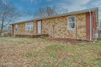 223 Charlie Peek Ln, Rickman, TN 38580 - photo 2