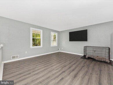 6503 Walker Branch Dr, Laurel, MD 20707 - photo 4