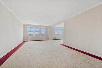 Edgewater Beach Apartments unit 602, Chicago, IL 60640 - photo 4