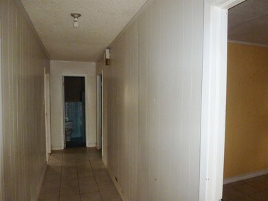 208 E Lyon St, Laredo, TX 78040 - photo 7