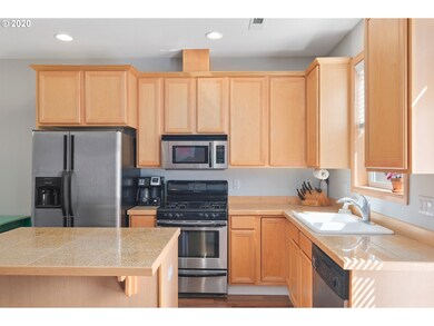 810 E 9th St unit A3, Newberg, OR 97132 - photo 4