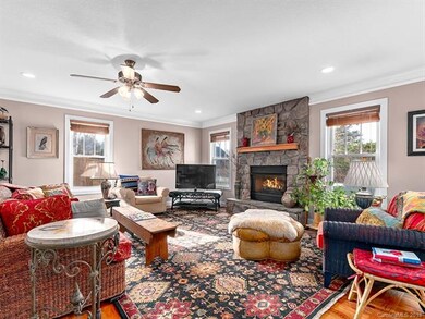 112 View Crest Ln, Asheville, NC 28806 - photo 4