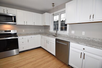 51 Old Academy St unit 101, Fairfax, VT 05454 - photo 3