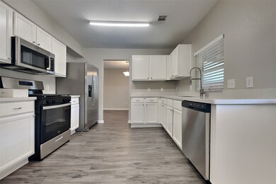 16730 N Bob White Dr, Conroe, TX 77385 - photo 3