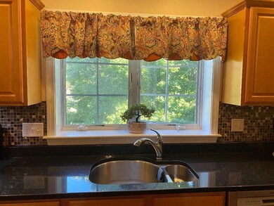 382 Walnut St unit 304, Lynn, MA 01905 - photo 3