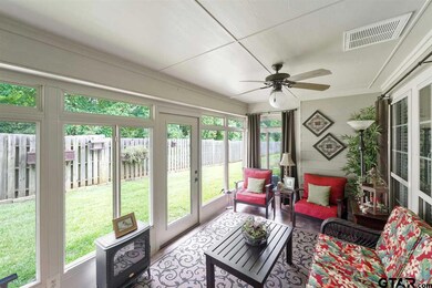 421 421 W Cumberland Rd unit 105, Tyler, TX 75703 - photo 2