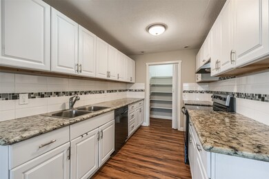 9117 Harvest Acres Dr unit A, Manvel, TX 77578 - photo 6