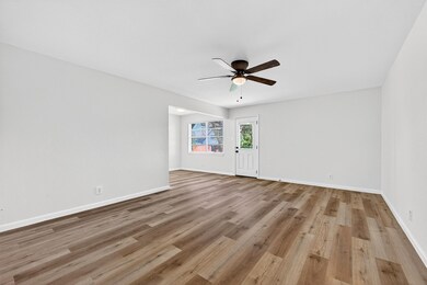 701 Hillside Dr, Sherman, TX 75090 - photo 7