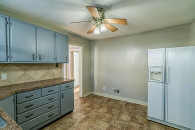 712N16thSt_0015
