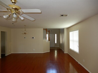 10842 Tallow Briar, Houston, TX 77075 - photo 5