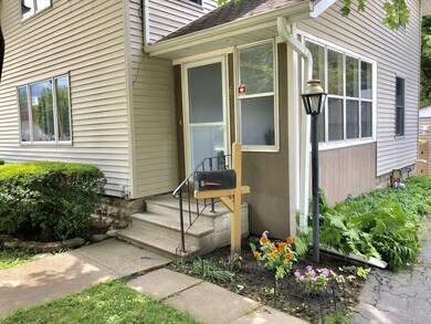 POP OF COLOR RIGHT FROM THE THE ENTRY!