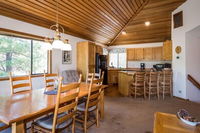 17698 Rogue Ln, Sunriver, OR 97707 - photo 7