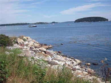 Waterfront/Dock/Pier.