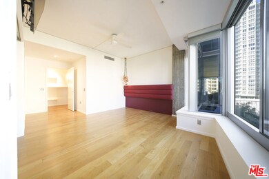 EVO South unit 817, Los Angeles, CA 90015 - photo 5