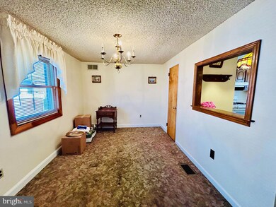 409 Benson Ave, Glenolden, PA 19036 - photo 6