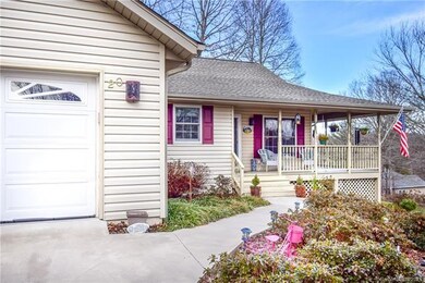 20 Red Cedar Dr unit 100, Hendersonville, NC 28792 - photo 2