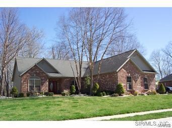 21 Foxmoor Dr, Maryville, IL 62062 - photo 2