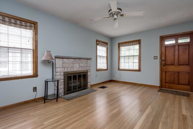 105 E Royal Forrest-6