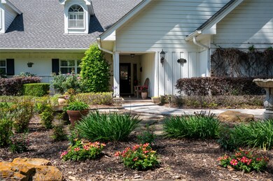 7710 Bellewood Dr, Houston, TX 77055 - photo 2