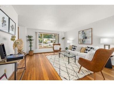 4724 Lamont Ct, Lake Oswego, OR 97035 - photo 6