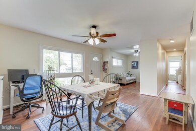 1913 Lewis Ave, Rockville, MD 20851 - photo 7