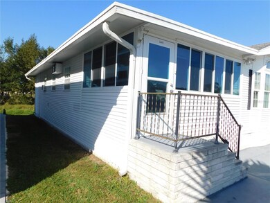 3443 Malachite Dr, Zephyrhills, FL 33540 - photo 4