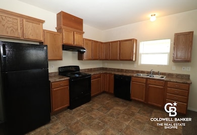 911 N Sunflower Ln, Ulysses, KS 67880 - photo 5