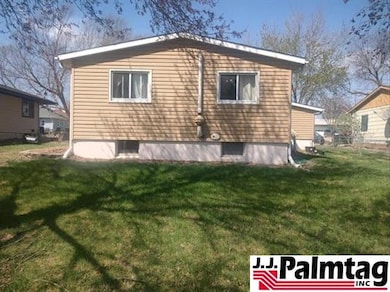428 N Franklin St, Wilber, NE 68465 - photo 5