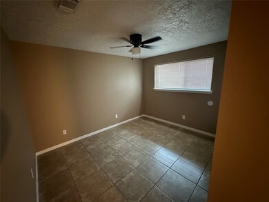 1014 Pilot Point Dr, Houston, TX 77038 - photo 7