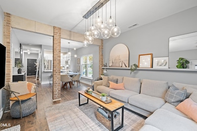 18-508 S Person St, 207_2684