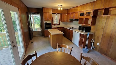 81ff72ab65bb417e557d311e94440586-uncropp