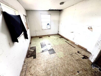 844 W Wilson Ave, Aransas Pass, TX 78336 - photo 6