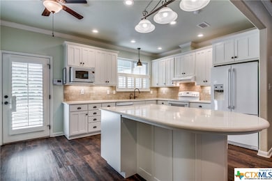 554 Lashell Ln, New Braunfels, TX 78130 - photo 7