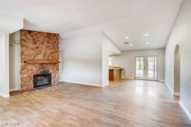 Living Room/Kitchen