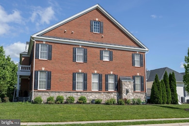 23268 Evergreen Ridge Dr, Ashburn, VA 20148 - photo 3