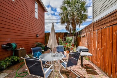 2202 Huldy St unit 1, Houston, TX 77019 - photo 2