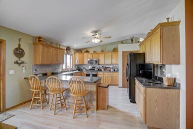 N9230 Hughes Rd, Belleville, WI 53508 - photo 6