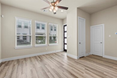 9012 Lonestar Creekbend Ln, Houston, TX 77080 - photo 6