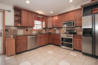 879 Sunset Ave, Sheffield Lake, OH 44054 - photo 5