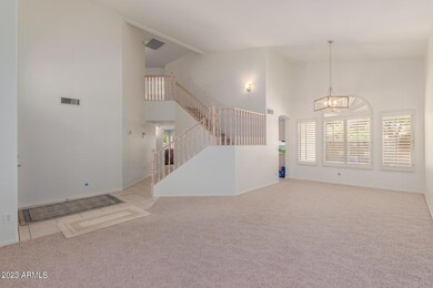 FORMAL LIVING & DINING