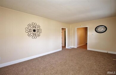 221 E 9th St, Jonesboro, IN 46938 - photo 3