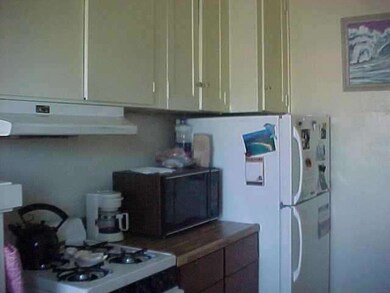 KITCHEN IN 1517 MADISON