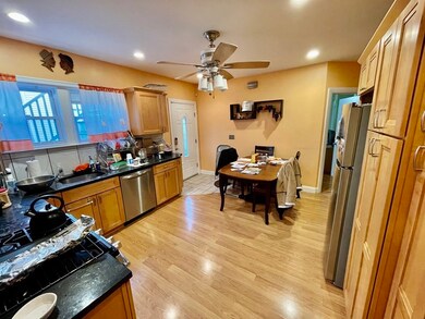 11 Andrew St unit 1, Cambridge, MA 02139 - photo 3