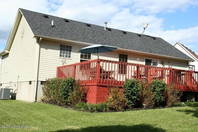 347 Holly Marie Dr, Mount Washington, KY 40047 - photo 5