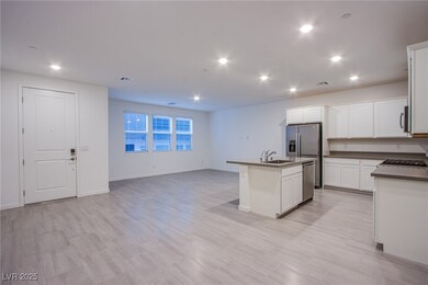 139 Aqua Commons Ln, Henderson, NV 89015 - photo 4