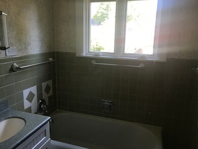 164 S Gladstone Ave, Aurora, IL 60506 - photo 7