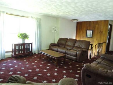 Living Room Plenty of space